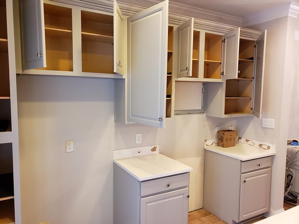 Professional Kitchen Cabinet Painter