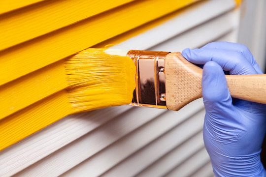 Costly Premium Performance of High Quality Paint