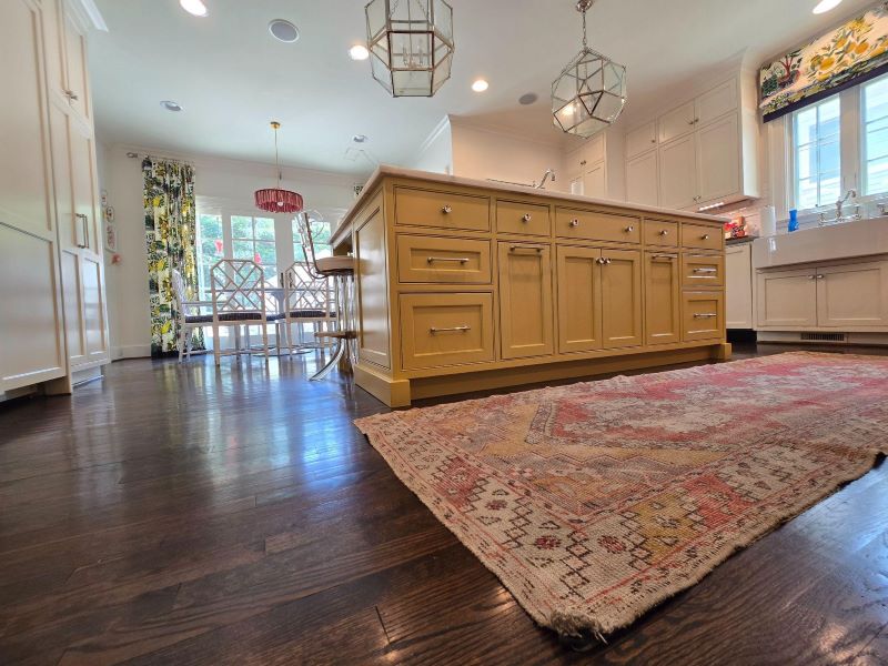 Kitchen Cabinet Trends 2025 - Statement Islands